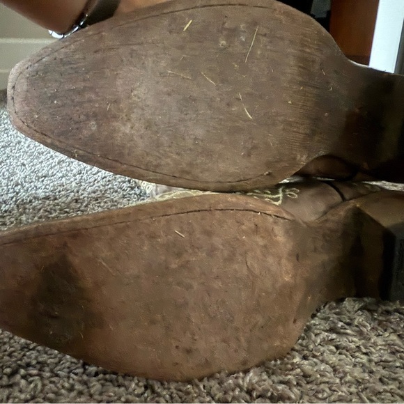 Corral Women's Crater with Bone Embroidery - Picture 5 of 8